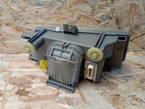 Phare avant gauche SEAT Ibiza II (6K1) Imagem-1