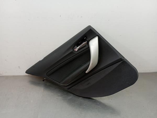 Panel puerta trasero izquierdo BMW 1 (F20)