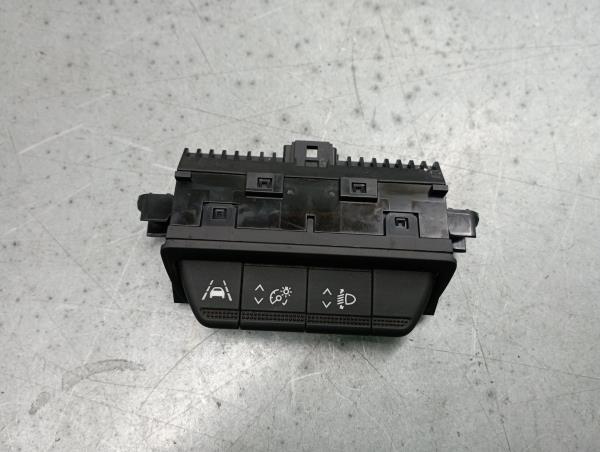 Commande / interrupteur multifonctions RENAULT Captur II