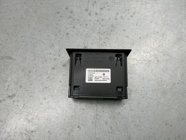 Módulo USB / AUX / IPOD RENAULT Captur II Imagem-2