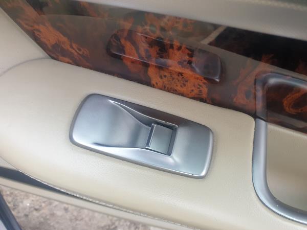 Mando / interruptor elevalunas delantero derecho JAGUAR XF (X250)