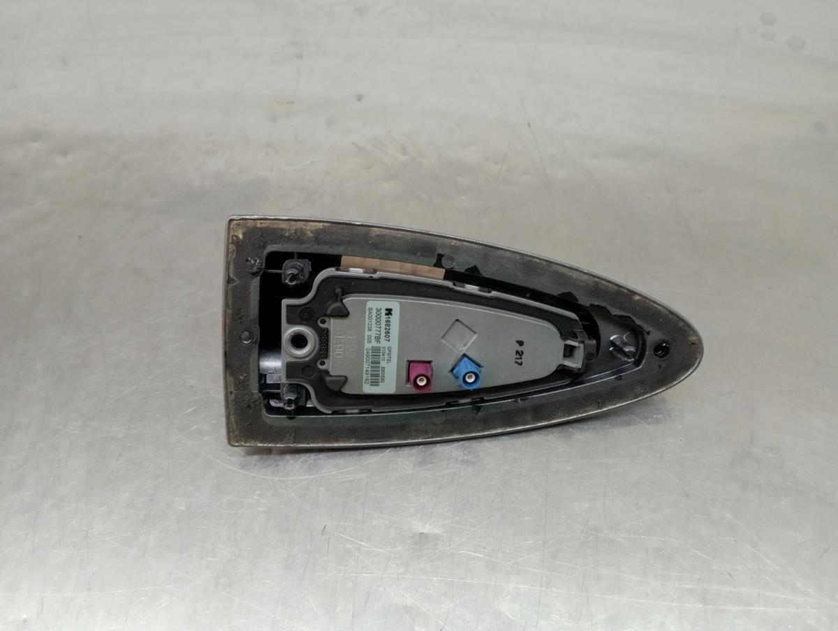 Base de antena BMW 3 (E90) Imagem-1