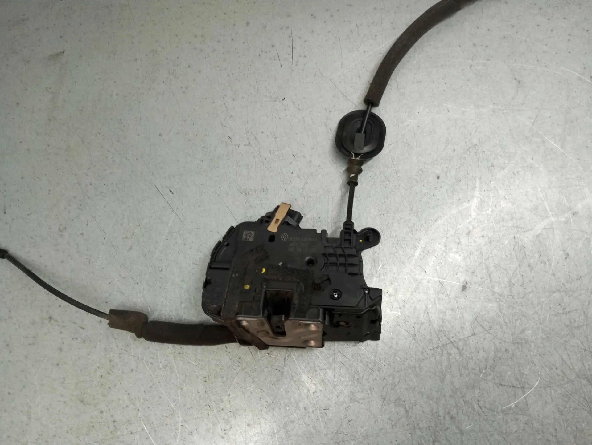 Fechadura / fecho porta trás esquerdo RENAULT Twingo III (BCM_) Imagem-1