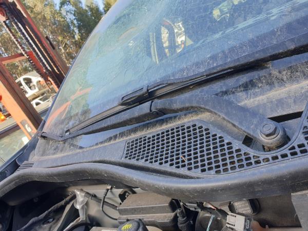 Brazo de limpiaparabrisas delantero derecho RENAULT Twingo III (BCM_) Imagem-0