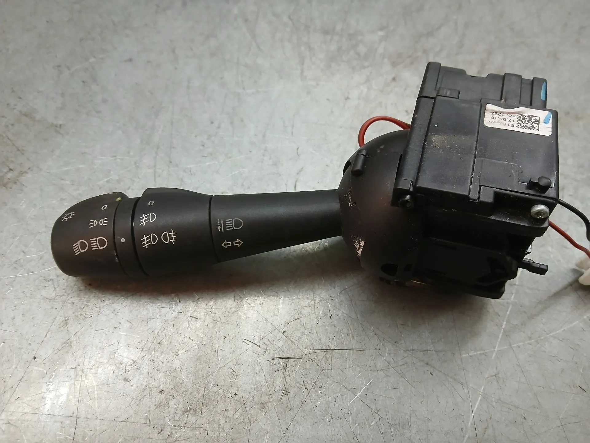 Leva delle frecce RENAULT Twingo III (BCM_)