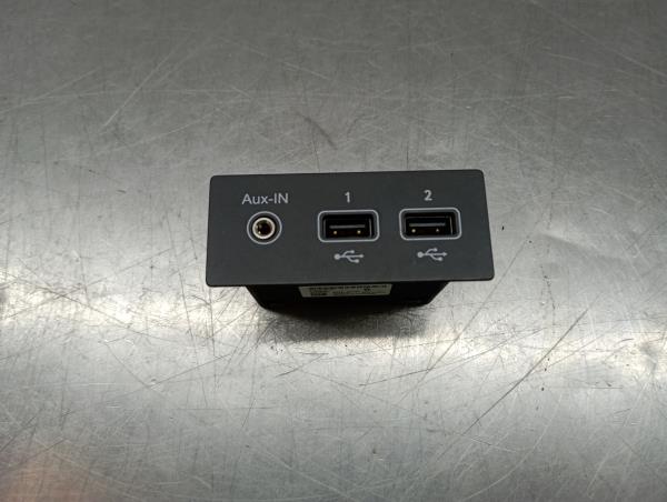 Módulo USB / AUX / IPOD RENAULT Captur II