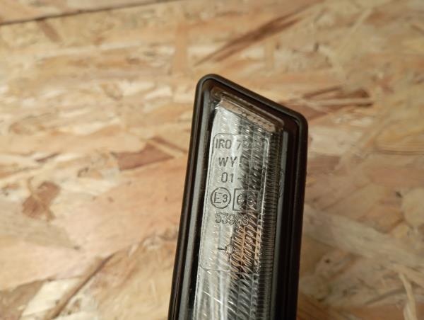 Right front Turn Signal BMW 3 Compact (E36) Imagem-1