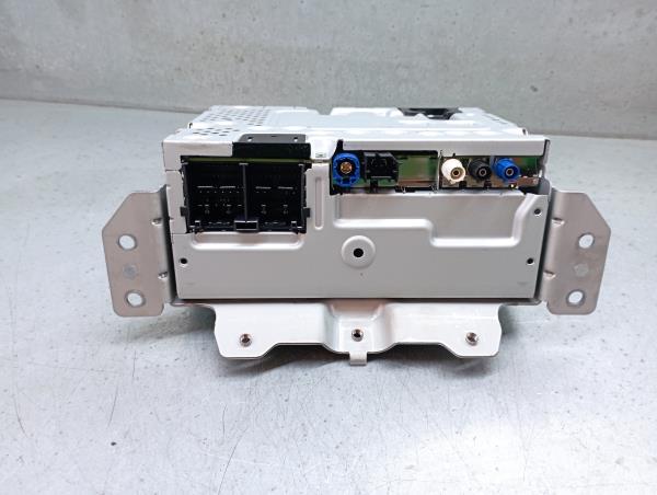 Car radio FORD Fiesta VII (HJ, HF) Imagem-1