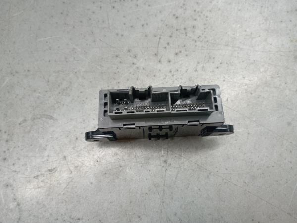 Modulo / Centralina porta anteriore destra FORD Fiesta VII (HJ, HF) Imagem-1