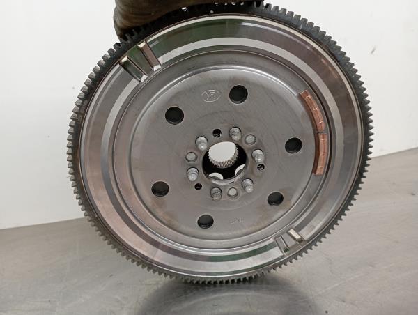 Volante do motor RENAULT Captur II Imagem-4