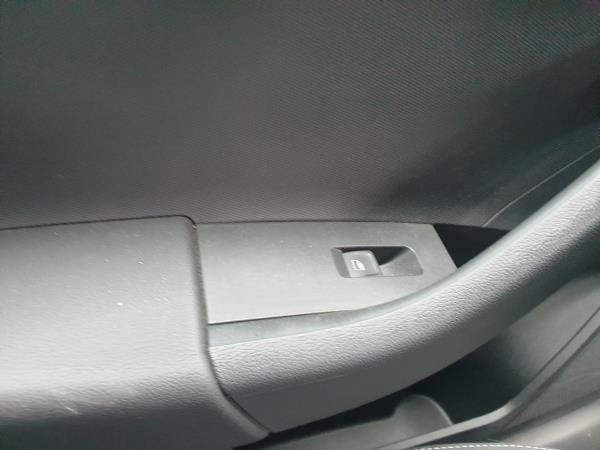 Left Rear window control SKODA Rapid Spaceback (NH1) Imagem-0