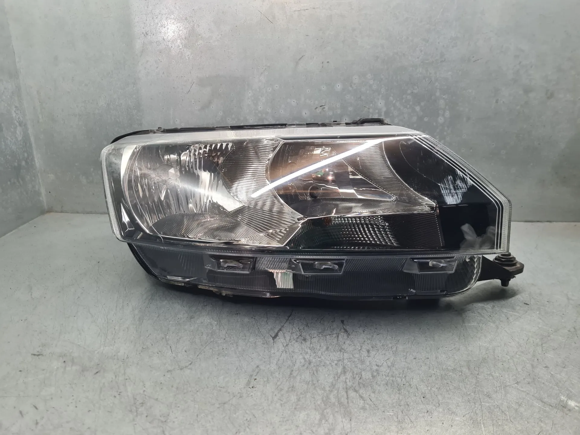Right Headlight SKODA Rapid Spaceback (NH1) Imagem-2