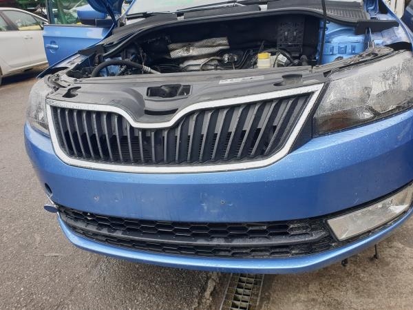 Parachoques Delantero SKODA Rapid Spaceback (NH1) Imagem-0