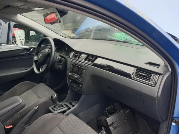 Dashboard SKODA Rapid Spaceback (NH1) Imagem-0