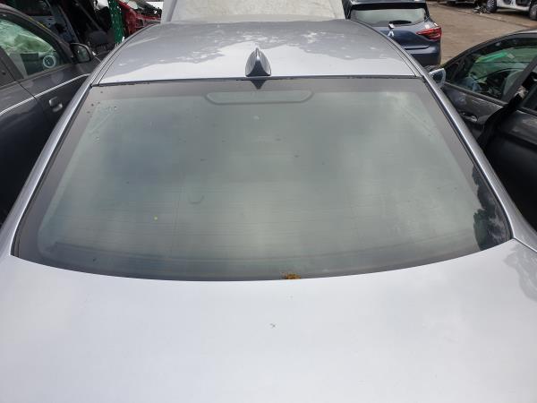 Vitre arrière BMW 5 (E60)