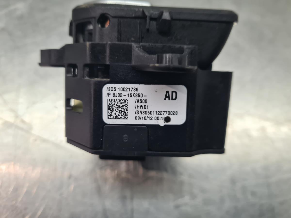 Pulsante / interruttore freno di stazionamento LAND ROVER Range Rover Evoque (L538) Imagem-4