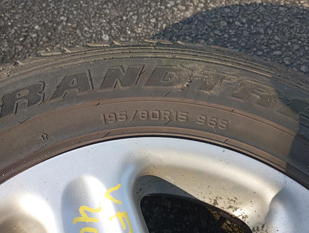 Neumático LAND ROVER Freelander (L314) Imagem-1