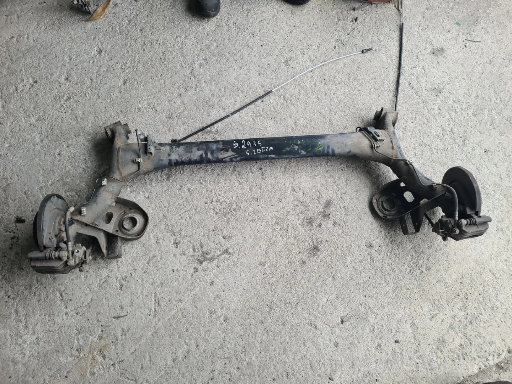 Essieu arrière à disques SEAT Ibiza IV (6J5, 6P1)