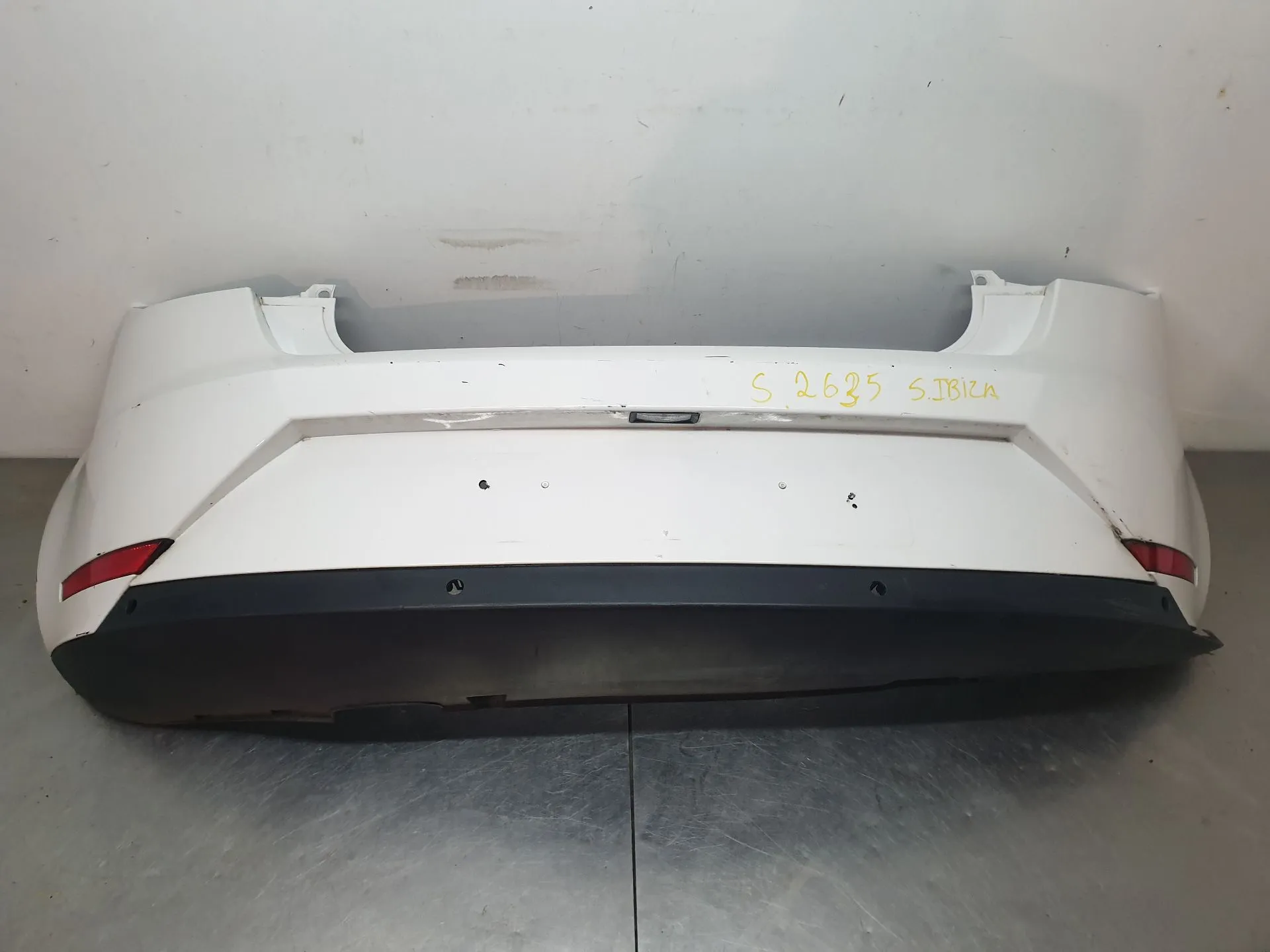 Paraurti posteriore SEAT Ibiza IV (6J5, 6P1)