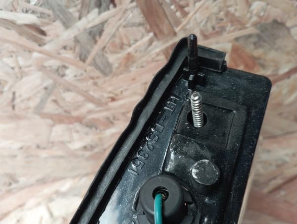 Freccia anteriore sinistra NISSAN Sunny I Coupé (B11) Imagem-2