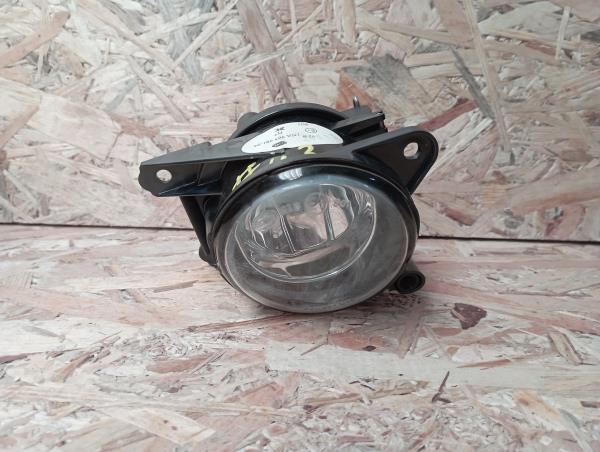 Faro antiniebla delantero izquierdo VOLKSWAGEN Polo (6N)