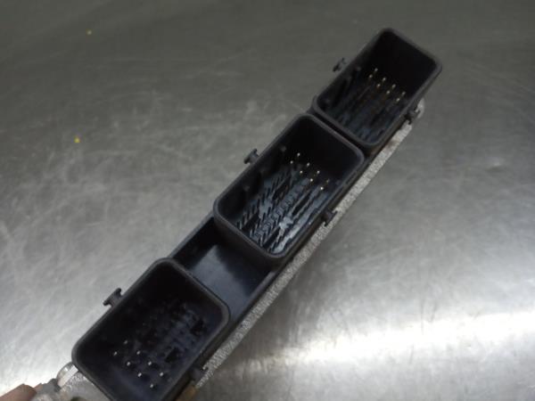 Centralina motor / ECU RENAULT Megane III (BZ0_) Imagem-2