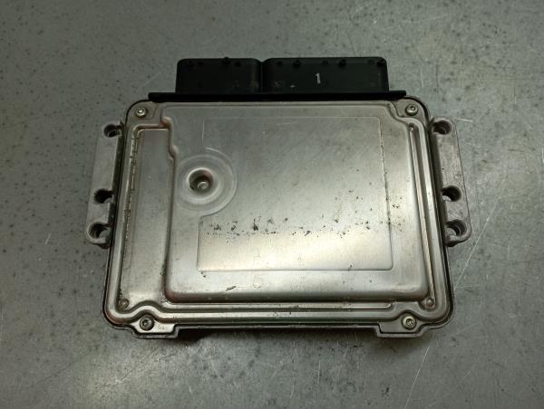 Centralina motor / ECU KIA Sportage (SL) Imagem-1