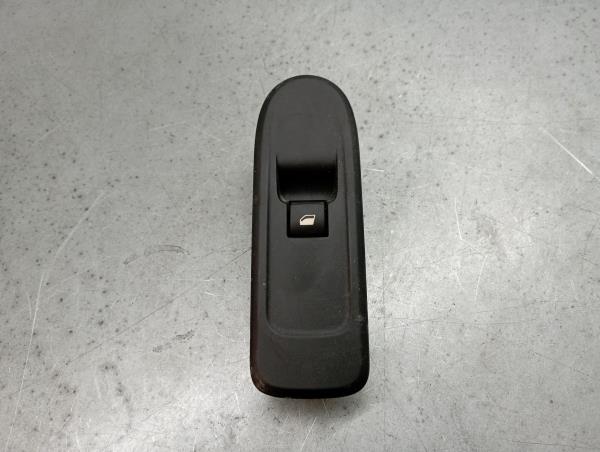 Mando / interruptor elevalunas delantero derecho CITROËN C3 II (SC_)