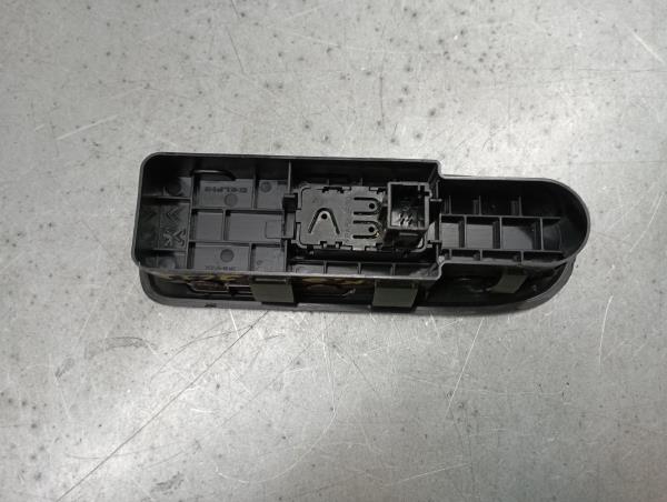 Mando / interruptor elevalunas delantero derecho CITROËN C3 II (SC_) Imagem-1