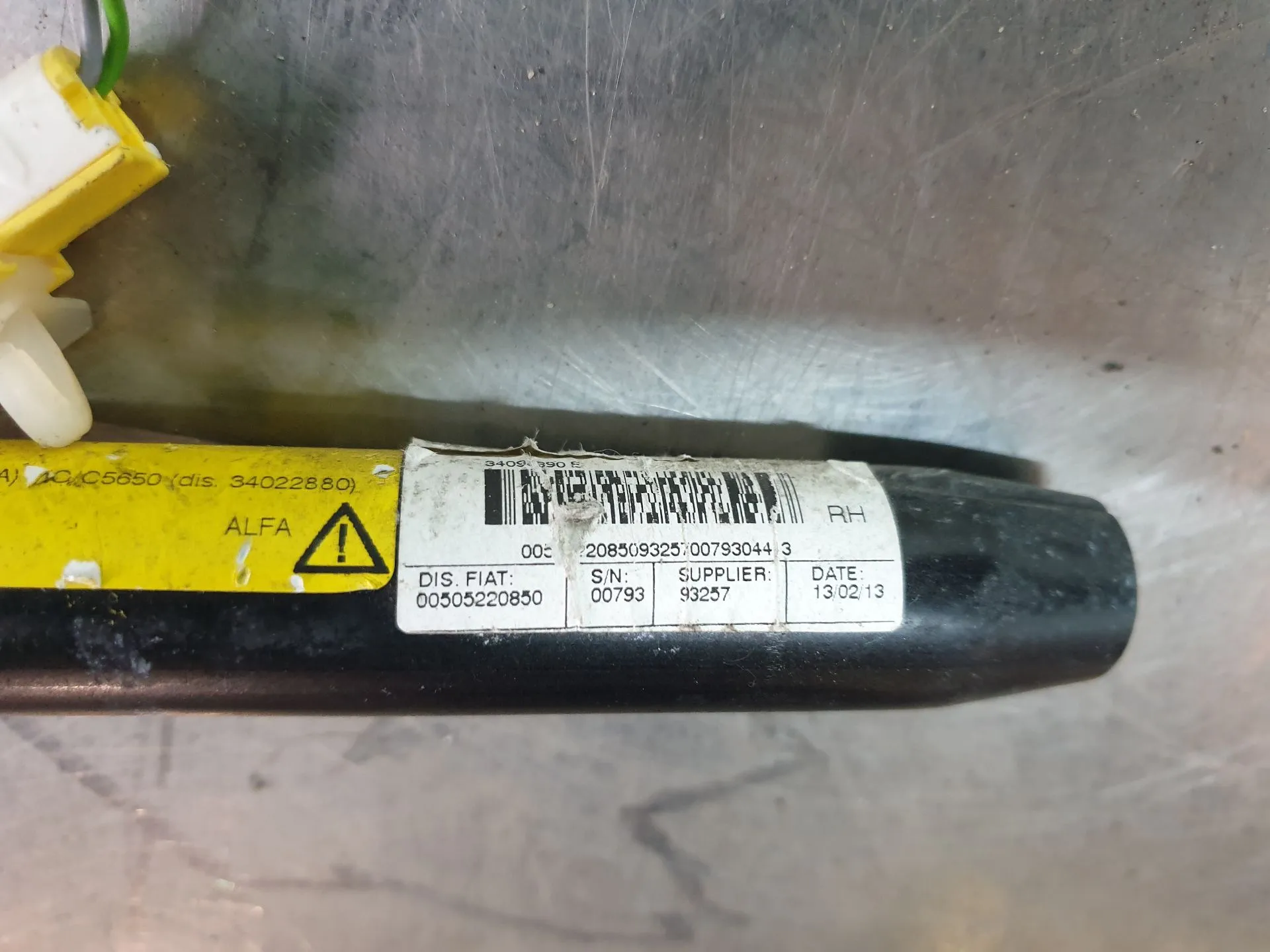 Pré-tensor cinto frente direito ALFA ROMEO Giulietta (940_) Imagem-2