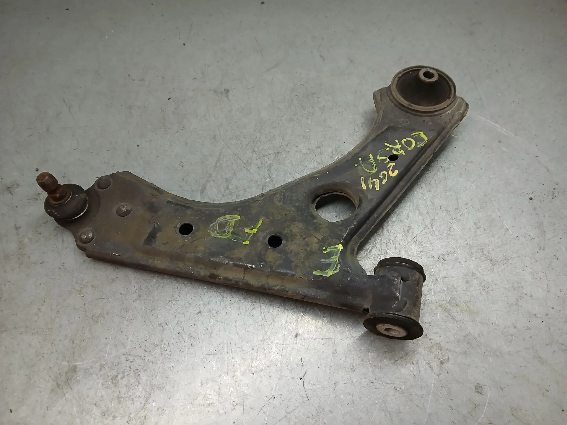 Brazo suspensión delantero derecho OPEL Corsa E