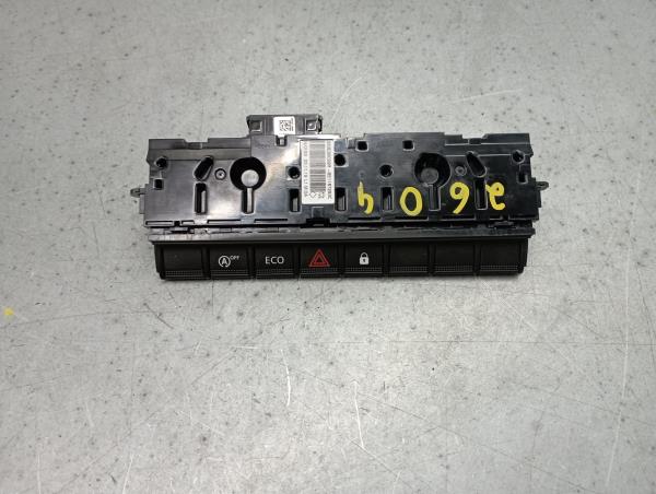 Warning Switch RENAULT Clio V (BF_)