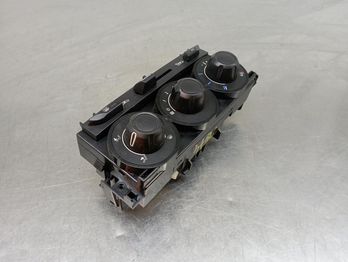 Climate control CITROËN DS3 Imagem-1