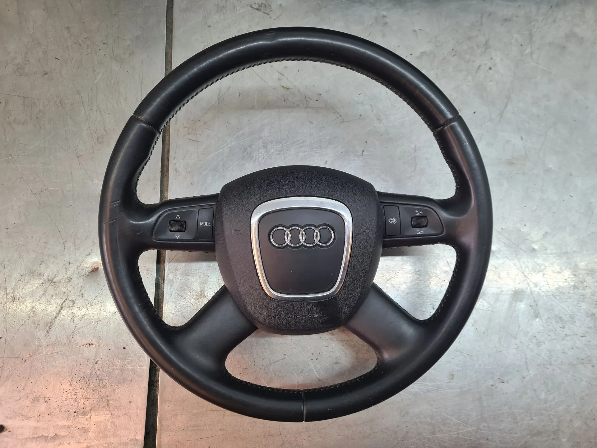Volante de dirección AUDI A4 Avant (8ED, B7)