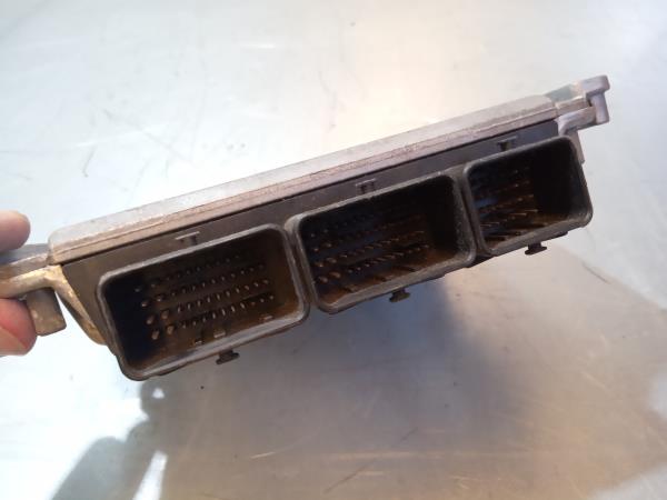 Centralina motor / ECU RENAULT Laguna II (BG0/1_) Imagem-2