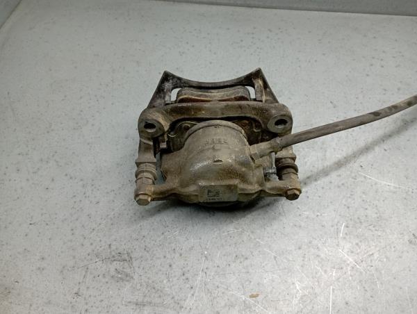 Pinça travão / maxila de travão frente esquerda MERCEDES-BENZ Classe B (W246, W242)