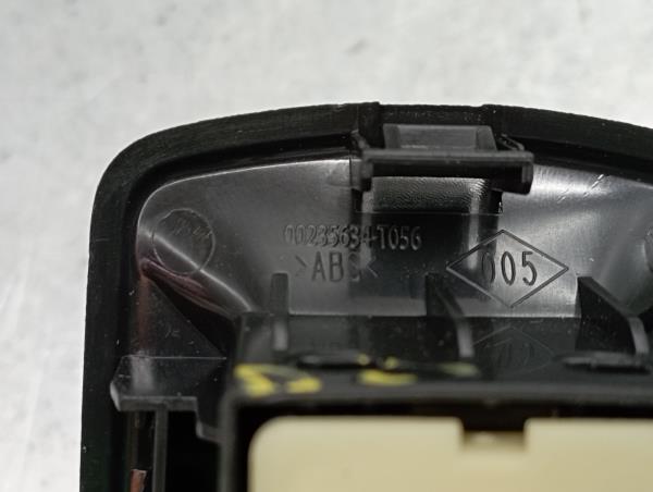 Mando / interruptor elevalunas delantero derecho DACIA Sandero II (5S_) Imagem-3