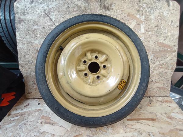 Pneu suplente TOYOTA Prius Hatchback (_W2_)