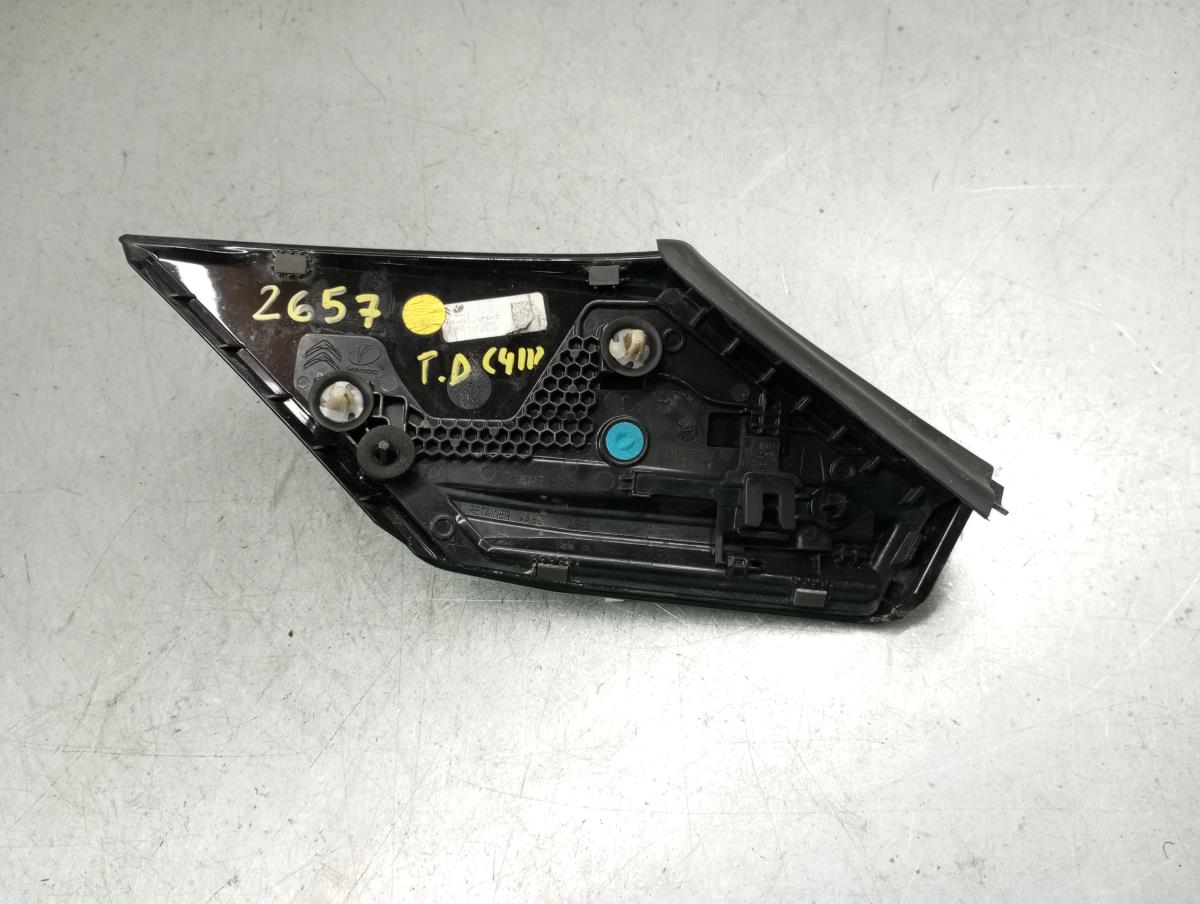 Réflecteur arrière Droite CITROËN C4 III Imagem-2