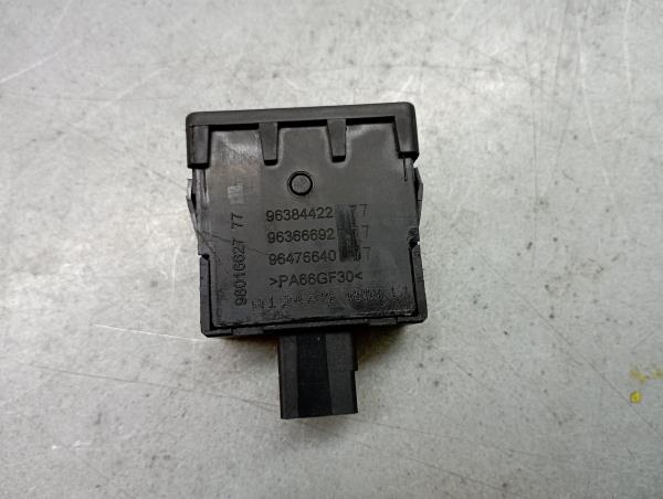 Light switch PEUGEOT 208 Imagem-3