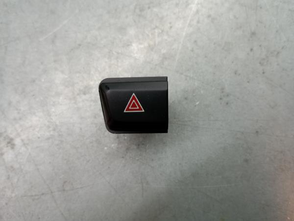 Bouton de Warning/ interrupteur 4 feux de détresse PEUGEOT 208
