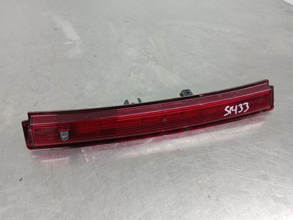 Luz stop adicional / 3º stop RENAULT Captur (J5_) Imagem-0