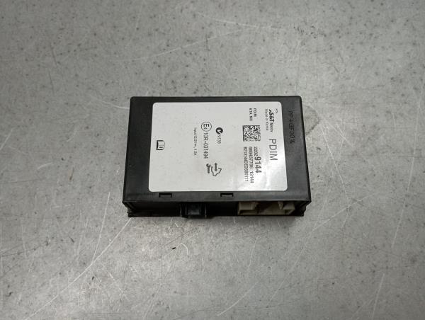 Module générique OPEL Astra J Sports Tourer Imagem-1