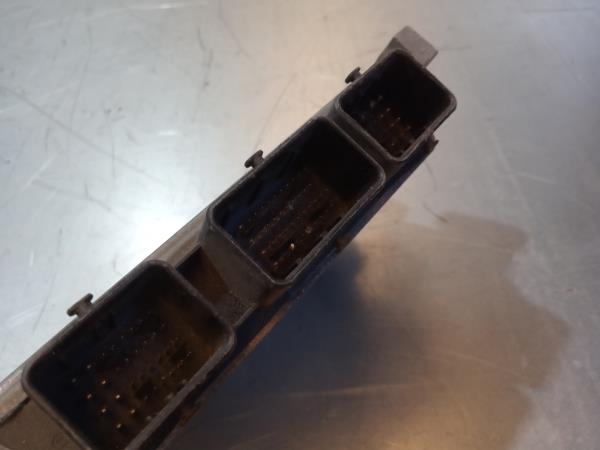 Centralina motor / ECU RENAULT Twingo II (CN0_) Imagem-2