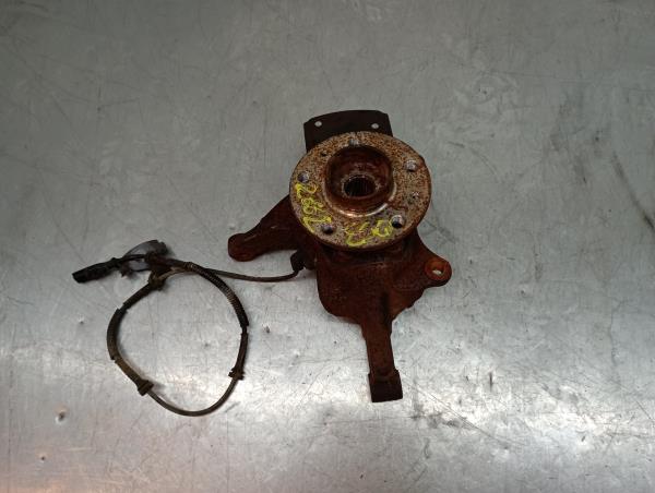 Mangueta delantera izquierda RENAULT Trafic III (FG_)