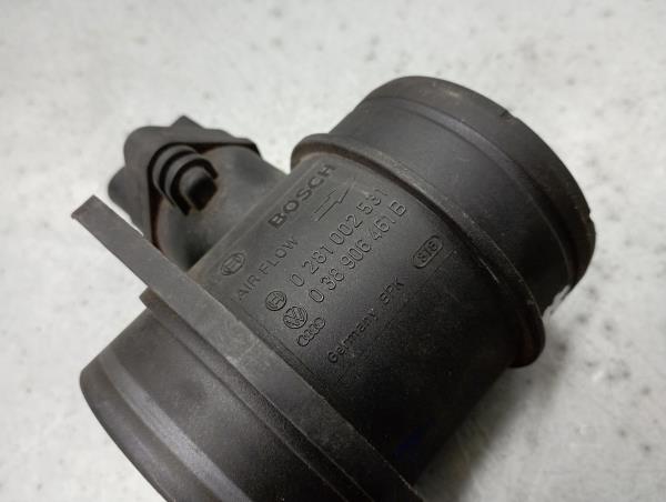 Debimetro VOLKSWAGEN Caddy III (2K, 2C) Imagem-3