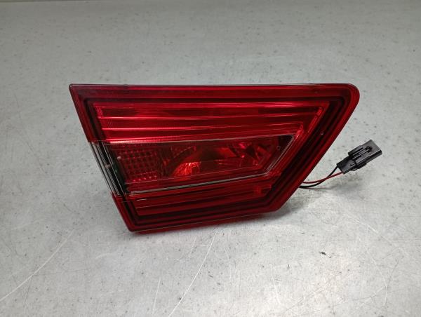 Feu de coffre Gauche RENAULT Clio IV (BH_)