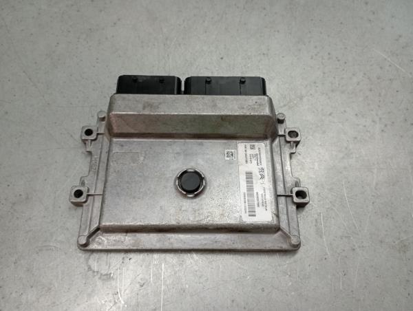Centralina motor / ECU PEUGEOT 208 II Imagem-1