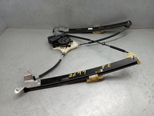 Lève-vitre avant gauche VOLKSWAGEN Polo (AW1)