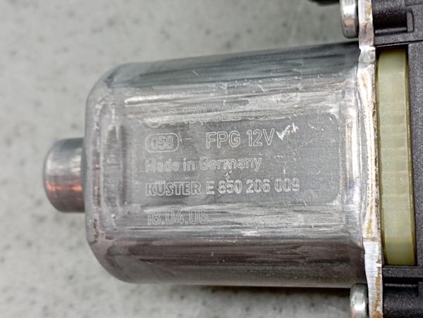 Lève-vitre avant gauche VOLKSWAGEN Polo (AW1) Imagem-3